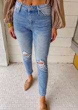 Load image into Gallery viewer, Melissa Mid Rise Regular Straight Jeans- Medium Wash
