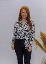 Load image into Gallery viewer, Cool Comeback Button Down- Zebra
