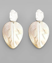 Load image into Gallery viewer, Shell Leaf &amp; Textured Earrings
