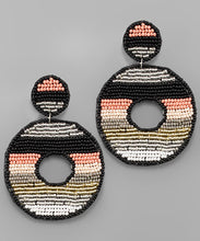 Load image into Gallery viewer, Seed Beads Circle Earrings
