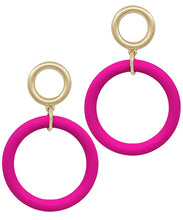 Load image into Gallery viewer, Color Link Circle Earrings
