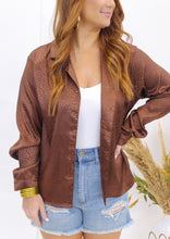 Load image into Gallery viewer, Sweetest Song Leopard Satin Top- Brown
