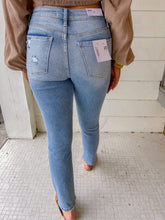 Load image into Gallery viewer, Melissa Mid Rise Regular Straight Jeans- Medium Wash
