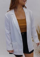 Load image into Gallery viewer, White Boyfriend Blazer
