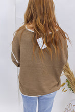 Load image into Gallery viewer, Hunter Contrast Trim Pocket Sweater- Almond
