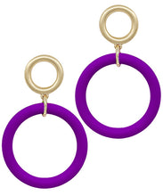 Load image into Gallery viewer, Color Link Circle Earrings
