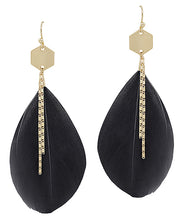 Load image into Gallery viewer, Feather &amp; Line Earrings
