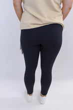 Load image into Gallery viewer, Staple Black Leggings

