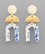 Load image into Gallery viewer, Acetate Arch Earrings
