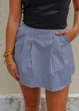 Load image into Gallery viewer, Afternoon Sun Gingham Skort- Black

