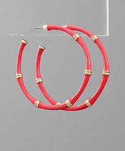 Load image into Gallery viewer, Epoxy Bamboo Hoops
