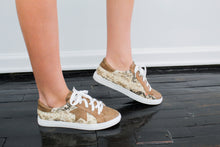 Load image into Gallery viewer, Brown/Red Snakeskin Star Sneakers

