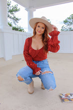 Load image into Gallery viewer, Bitsy Puff Sleeve Cropped Top- Brick
