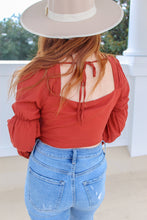 Load image into Gallery viewer, Bitsy Puff Sleeve Cropped Top- Brick
