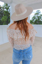 Load image into Gallery viewer, Blake Floral Ruffle Crop- Cream
