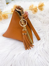 Load image into Gallery viewer, Prism Clutch
