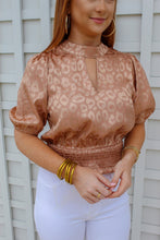 Load image into Gallery viewer, Anna Mock Neck Printed Top- Taupe
