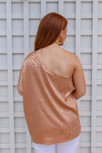 Load image into Gallery viewer, Lila One Shoulder Leopard Blouse- Walmut
