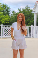 Load image into Gallery viewer, Tonya Printed Shorts- Ecru
