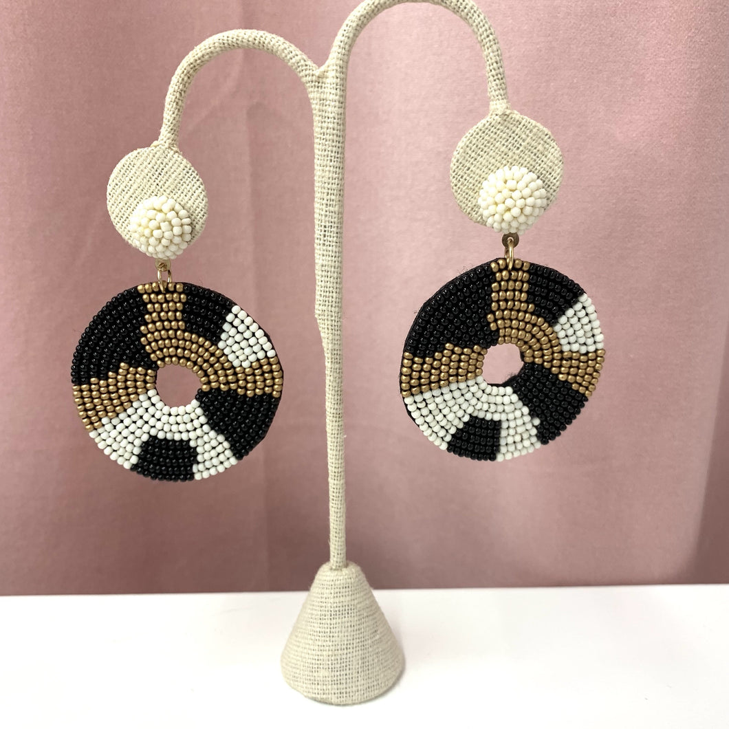 Beaded Circle Patterned Earrings