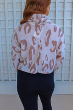 Load image into Gallery viewer, Adelyn Leopard Cozy Turtle Neck Top- Cream
