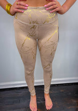 Load image into Gallery viewer, Marble Foil Highwaisted Leggings- Copper Foil
