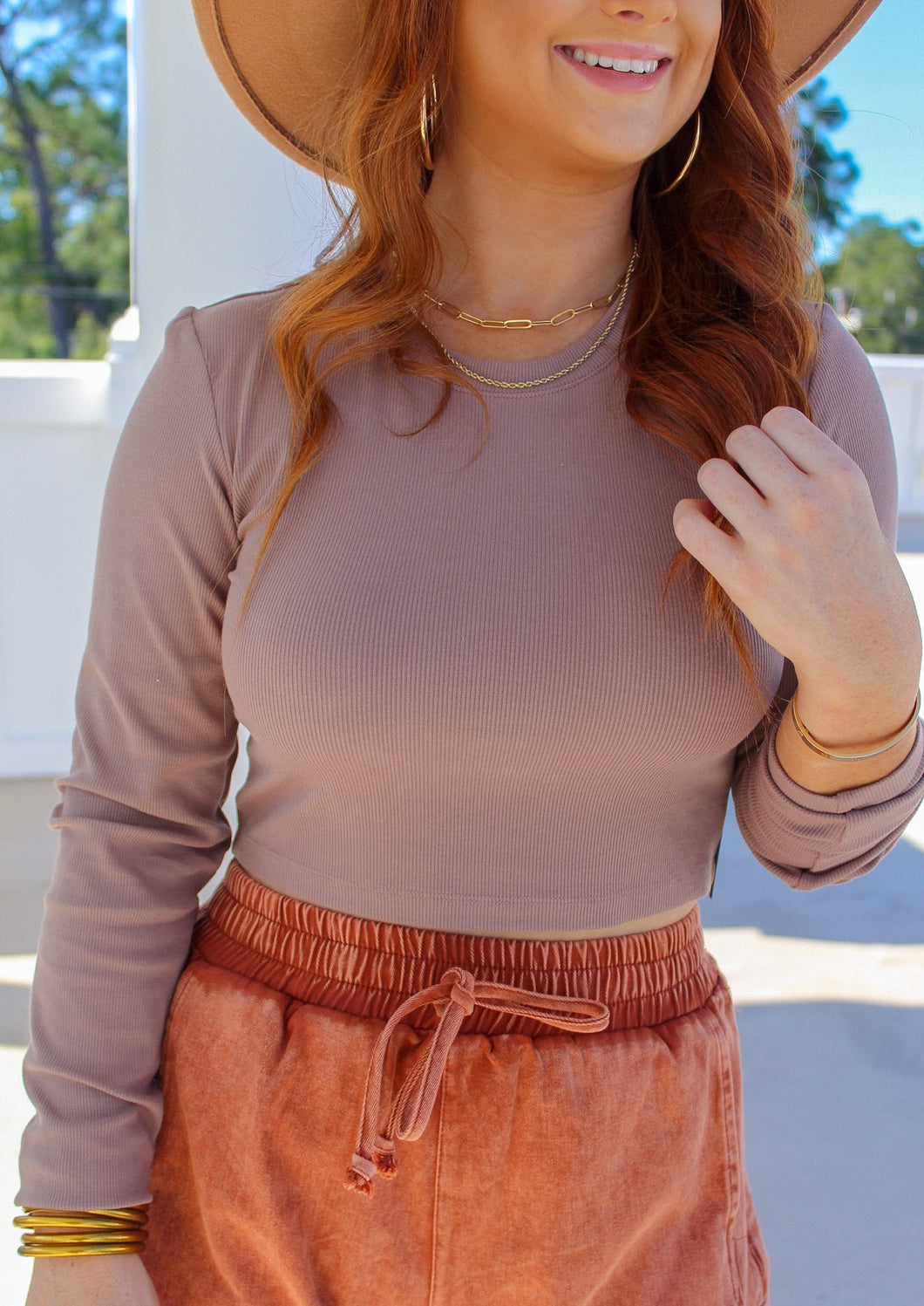 Leslie Ribbed Long Sleeve Crop Athleisure Top- Toast