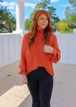 Load image into Gallery viewer, Veronica Long Sleeve Satin Cheetah Top- Rust
