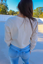 Load image into Gallery viewer, Ameila Acid Wash Crop- Bone
